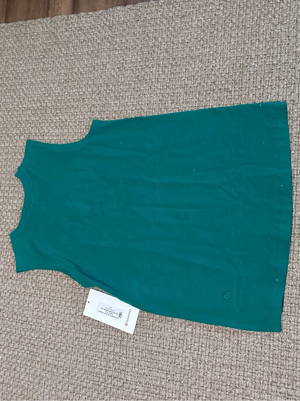NWT lululemon tank - Picture 3 of 4